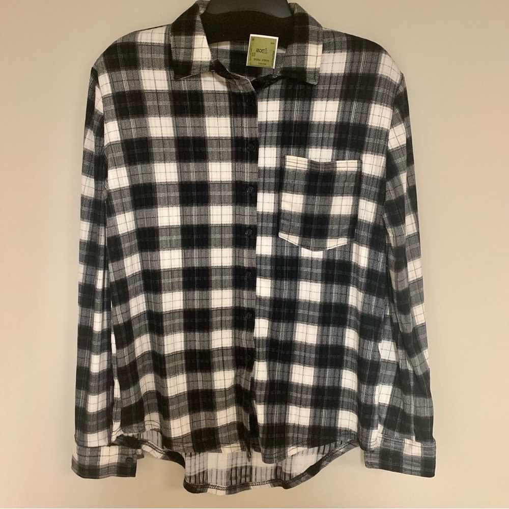 NWT Faded Rose, Black and White Flannel Shirt